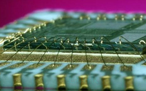 真空等離子清洗機用于提高芯片封裝力